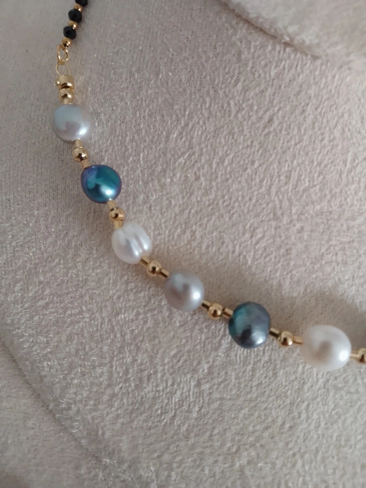 Collares perlas de cultivo de agua dulce y obsidiana – photo 3